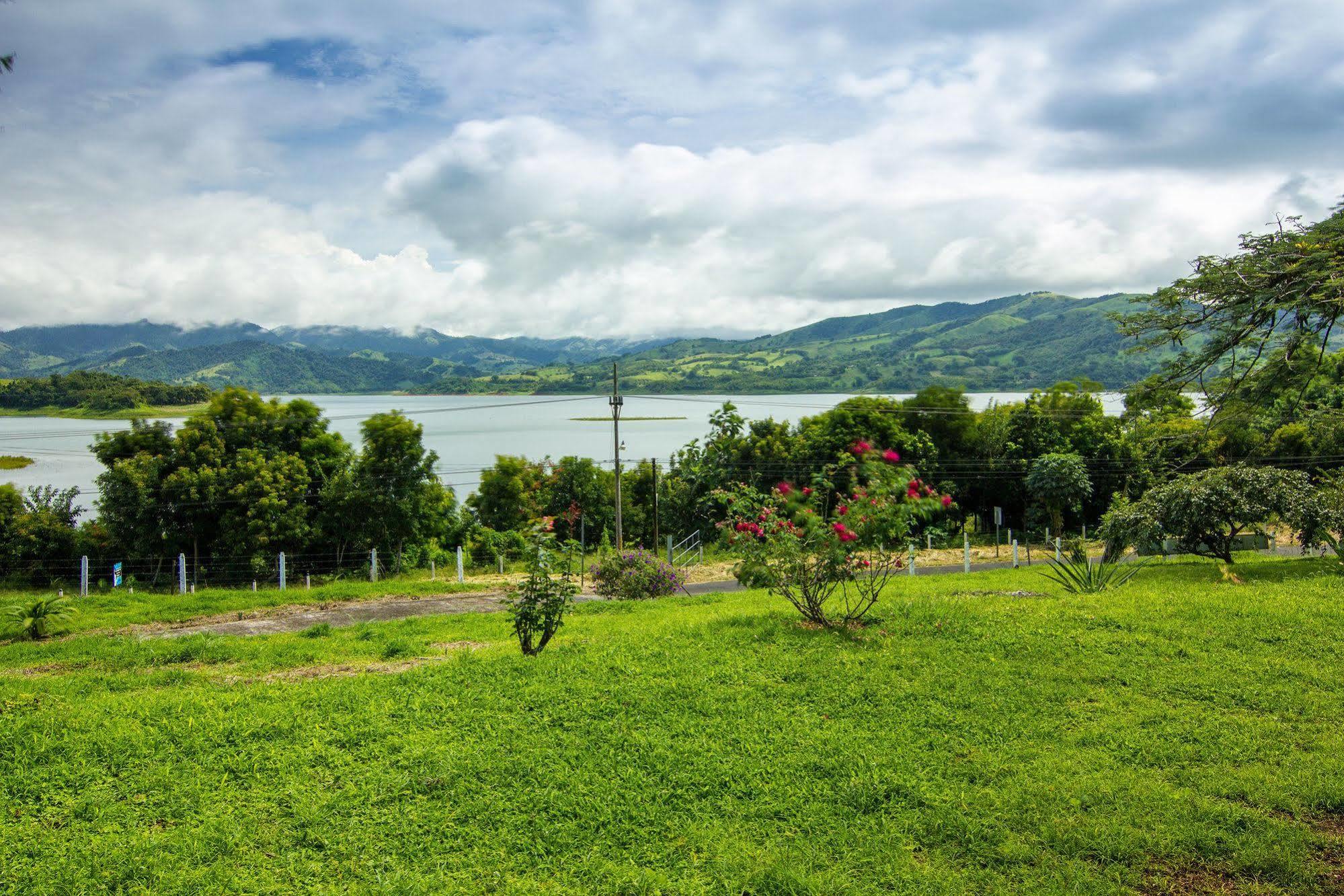 Arenal Volcano Lake Hotel Ла Фортуна Экстерьер фото